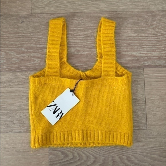 Zara Yellow Knit Top - Picture 2 of 3